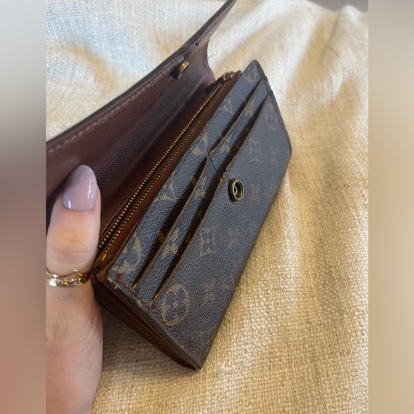 Louis Vuitton | Wallet | Authentic | - Picture 5 of 11